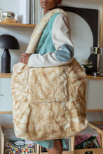 Load image into Gallery viewer, Moboa Mink City Bag